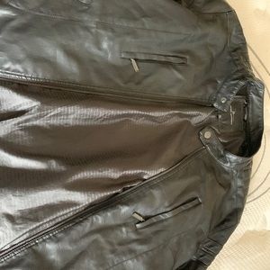 Leather jacket XXL it’s buy MARC ANTHONY